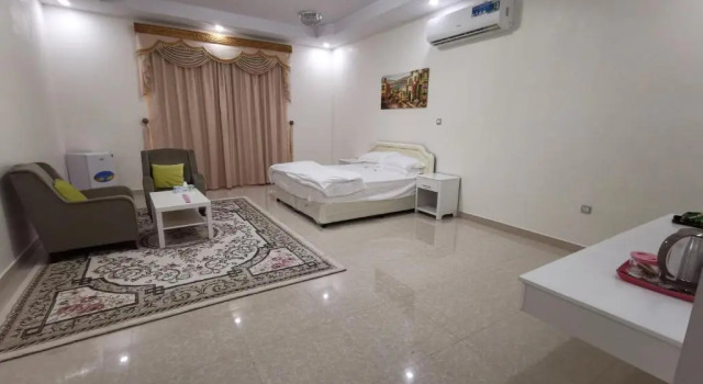 بيت العز السياحي Al-Ezz Tourist House, Book Hotel Billige hoteller i Sohar