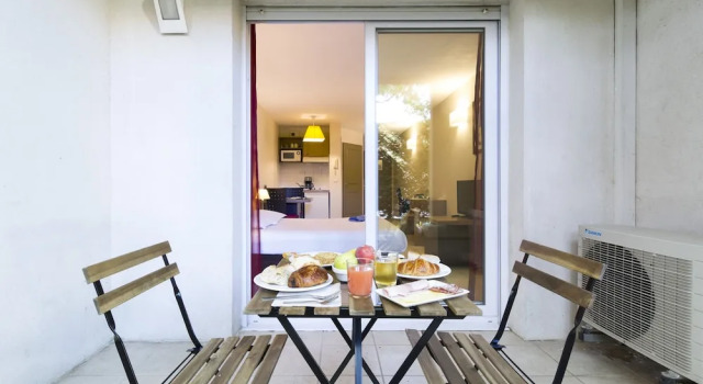 Студия Standard Appart'Hotel Garden & City Rousset