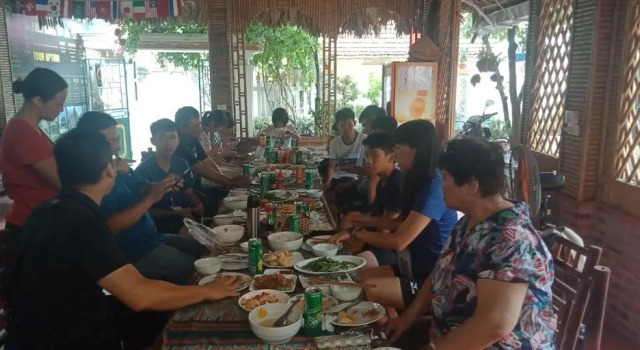 Кровать в общем номере Tam Coc Palm House