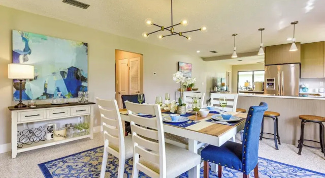 Коттедж 3 Mi to Downtown Bradenton: Family Home w/ Yard!