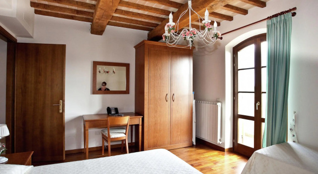 An agritourism complex with views of Assisi., Varaa Hotelli Cannara Umbria