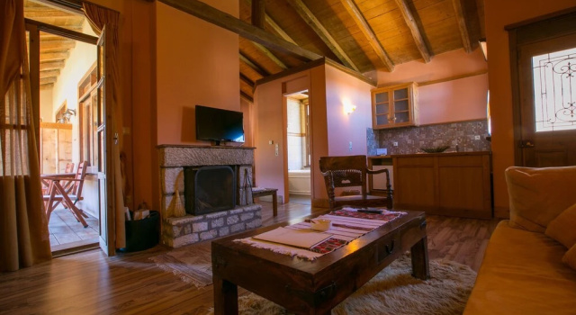 Номер Superior с балконом Vitina House
