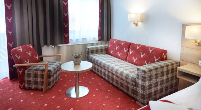 Двухместный семейный номер Superior с балконом и с видом на горы Hotel Kerschbaumer