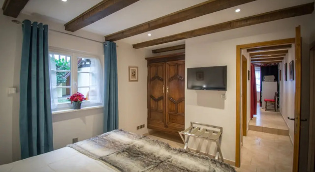 Gîte **** des Bains, Забронировать Отель Отели Страсбурга 5 звезд, рядом с Museum of Decorative Arts, 5*