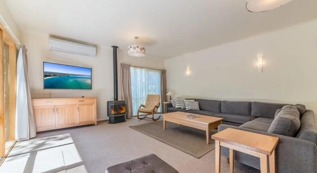 Billabong - Wifi & Netflix, Book Hotel Inverloch 