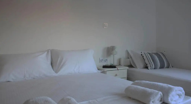 Трёхместный номер Standard Alkyon Hotel