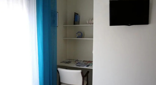 Habitaciones Castelao, Забронировать Отель Эль-Грове O Grove Peninsula, рядом с Церковь Сан-Мартино