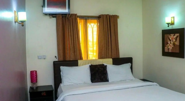 Le-Eldera Hotel, Boek Hotel 3-sterren hotels in Obio-Akp, 3*