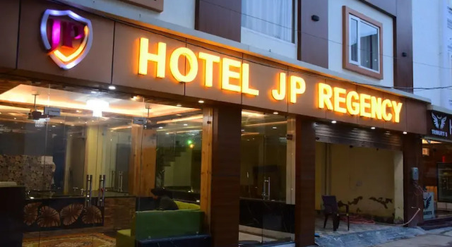 Hotel JP Regency, Rezervovat Hotel Haridvár Uttarakhand