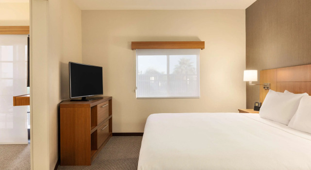 Hyatt Place Phoenix/Chandler-Fashion Center