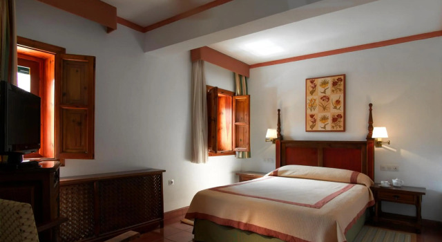 Parador de Cazorla, Забронировать Отель Касорла Sierra de Cazorla, Segura y Las Villas Nature Reserve