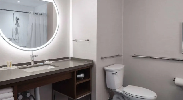 Двухместный номер Standard Courtyard by Marriott Jefferson City