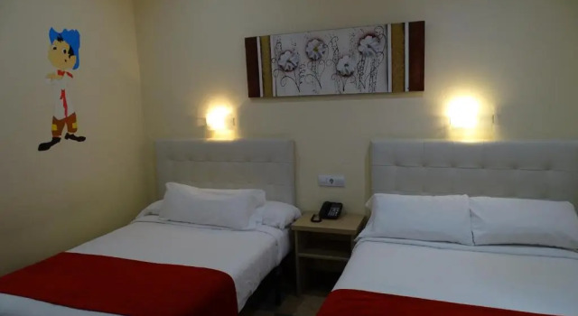 Трёхместный номер Standard Hotel Mexico