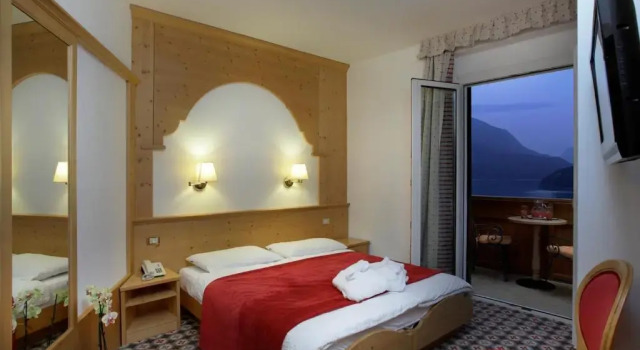 Двухместный номер Standard Hotel Olympia