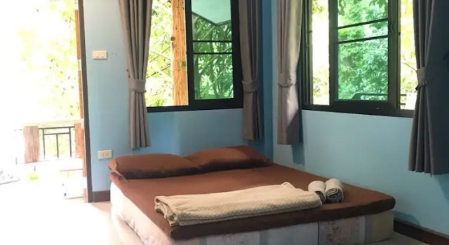 Kiriwong Baansuanrommai, Book Hotel Kiriwong 