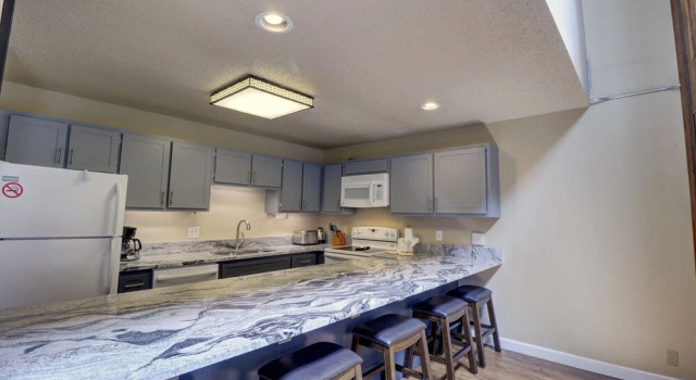 Sb206 Snowbridge 2br 2ba 2 Bedroom Condo by Redawning