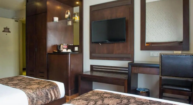 O podwyższonym standardzie dwuosobowy pokój Castello Hotel