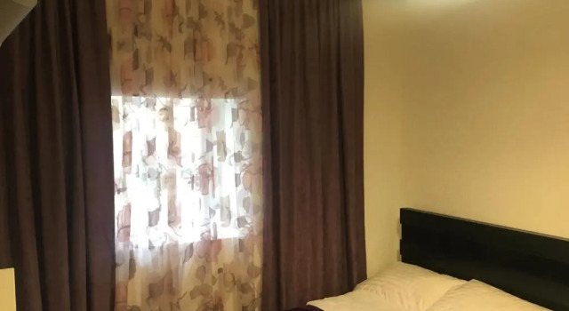 Newly renovated house, Забронировать Отель Мтацминда Тбилиси, рядом с Концертный зал Тбилиси