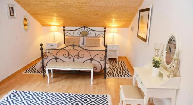 Апартаменты с балконом City House Apartments