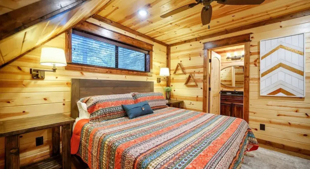 Sugar Mama Cabin for 10!, Boek Vakantiehuis Hochatown Oklahoma