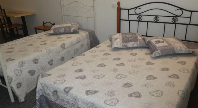 Standard Kolmen hengen huone Phoenix Hôtel