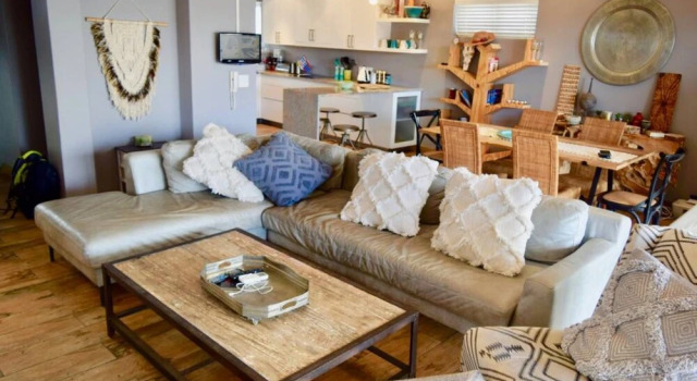 3 Bedroom House in Bantry Bay, Забронировать Отель Отели Бантри-Бэй 3 звезды, 3*