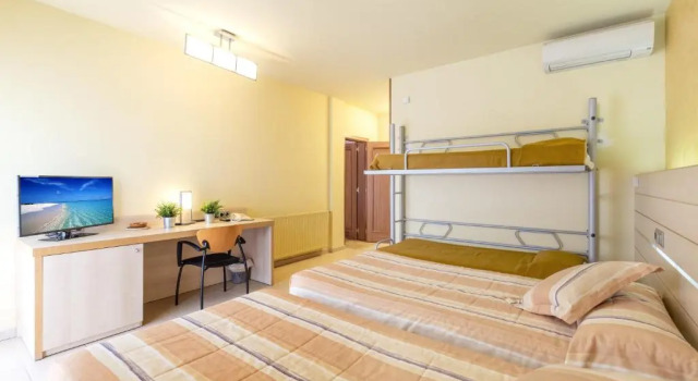 Четырёхместный номер Standard Hotel Sausa