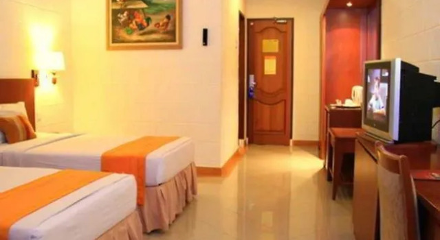 Номер Deluxe Hotel Mega Lestari