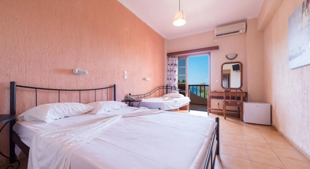 Galaxy Hotel, Забронировать Отель Отели Аргостолион с парковкой, Парковка