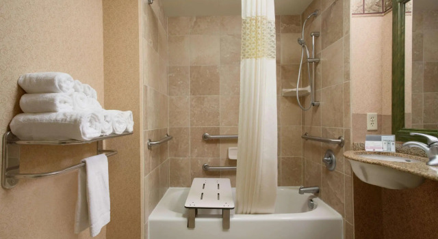 Четырёхместный номер Standard Hampton Inn Canon City