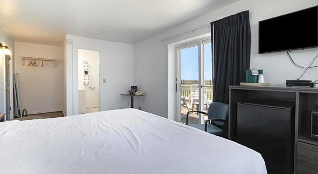 Номер Deluxe Snyders Shoreline Inn