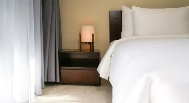 Семейное бунгало Coco Cottage Beachfront Resort