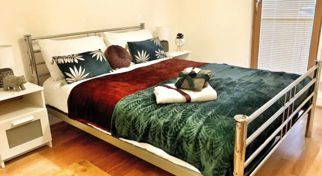 Elegant Apartment in The Wharf