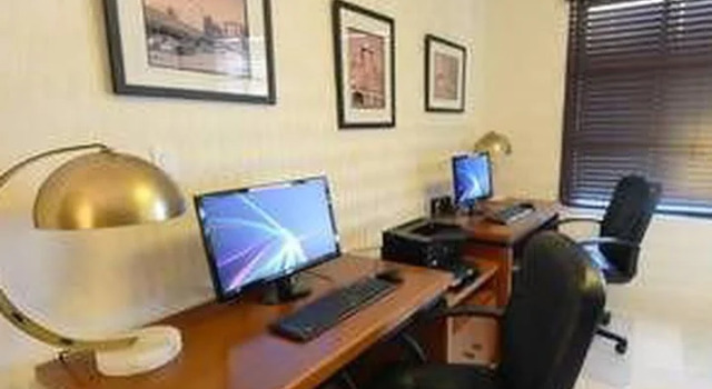 Номер Deluxe Inn at Great Neck, WorldHotels Crafted