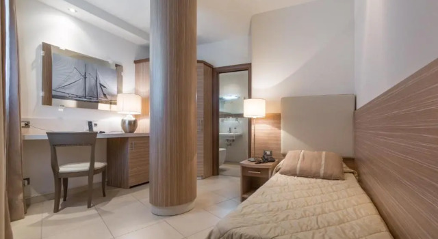 Одноместный номер Standard Hotel Mariver