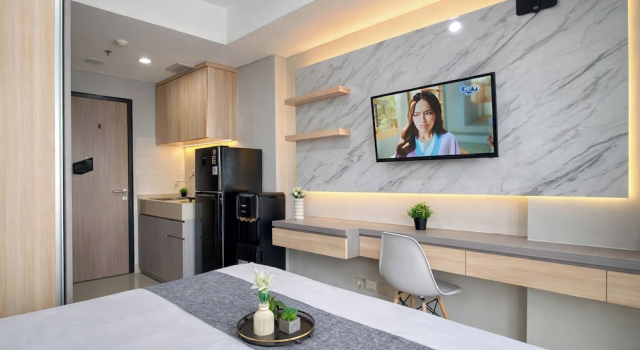 Wooden Accents Studio At Monroe Tower Apartment, Rezervovat Apartmán Cikarang West Java