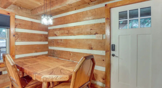 Near Hiking Trails: Hot Tub Haven in Ellijay!, Buchen Sie Hotel Ellijay 