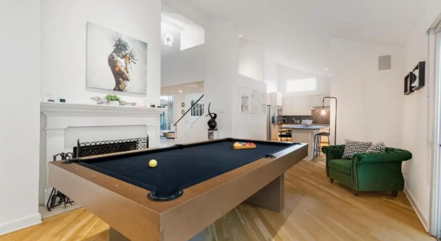 Modern Hollywood Hills Home-Pool,Sauna,5*location