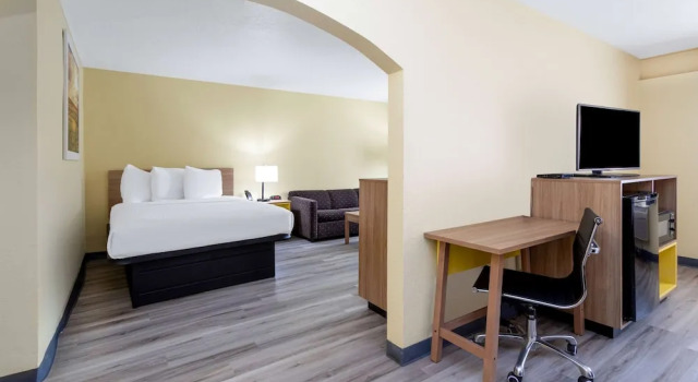 Люкс Days Inn & Suites by Wyndham Clovis