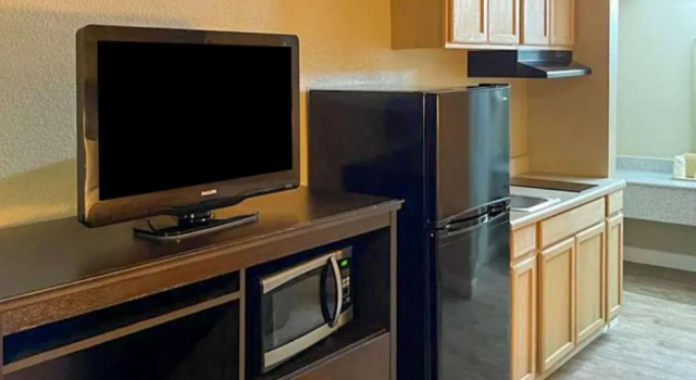 Standard Vierer Zimmer Suburban Studios Columbia - Harbison