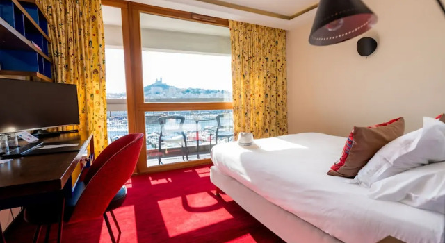 Номер Deluxe с балконом и с видом на море La Residence Du Vieux Port