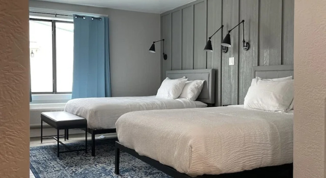 The Hermitage Inn and Taphouse, Boek Hotel Petersburg Verenigde Staten
