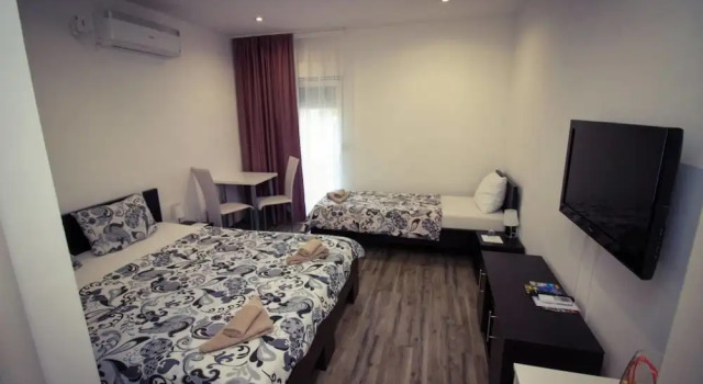 Апартаменты Deluxe Apartments & Rooms Villa Zaad FREE PRIVATE PARKING
