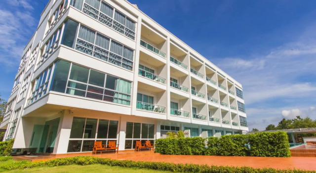 The Pano Hotel And Residence