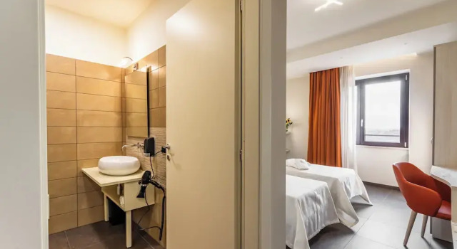 Двухместный номер Standard LUAL Bleisure Hotel