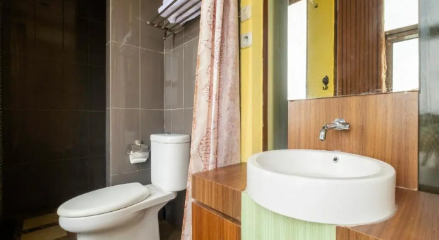 Номер Deluxe Capital O 1973 Guest House Toserba Selamat Syariah Pelabuhan Ratu