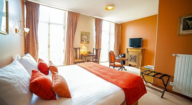 Номер Privilege Château Hôtel Du Colombier