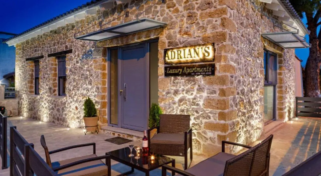ADRIANS LUXURY APARTMENTS 1, Prenota Appartamento Drepano 