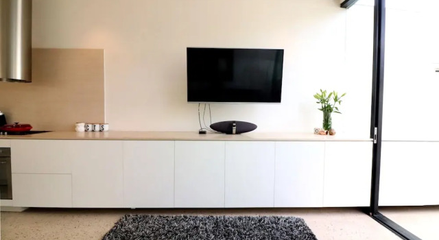 Inspired Designer Carlton North Terrace - Rejuvenate Stays, Забронировать Отель Отели Мельбурна 3 звезды, рядом с Smith Street, 3*