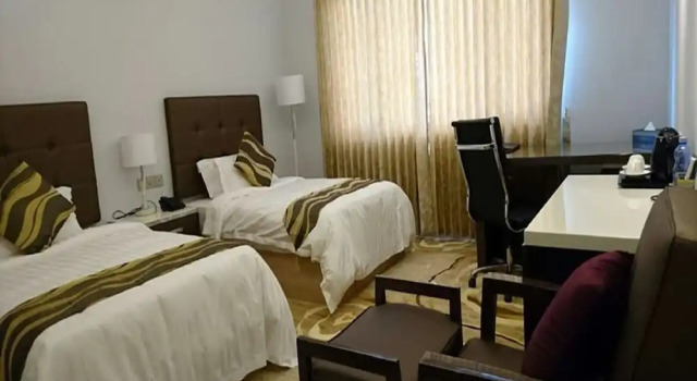 Номер Deluxe Royal Hinthar Hotel